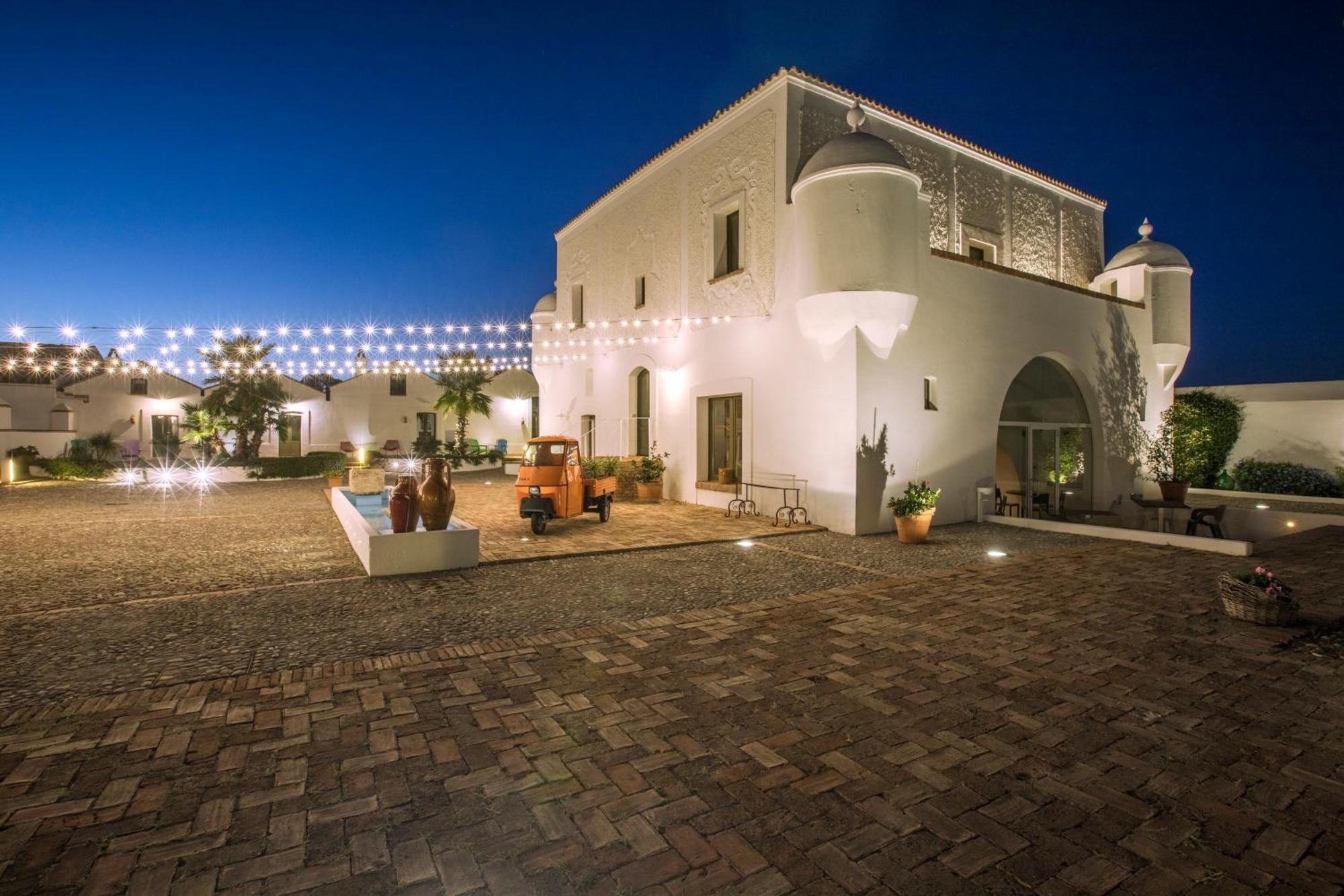 Torre Fiore Hotel Masseria Пистичи Екстериор снимка