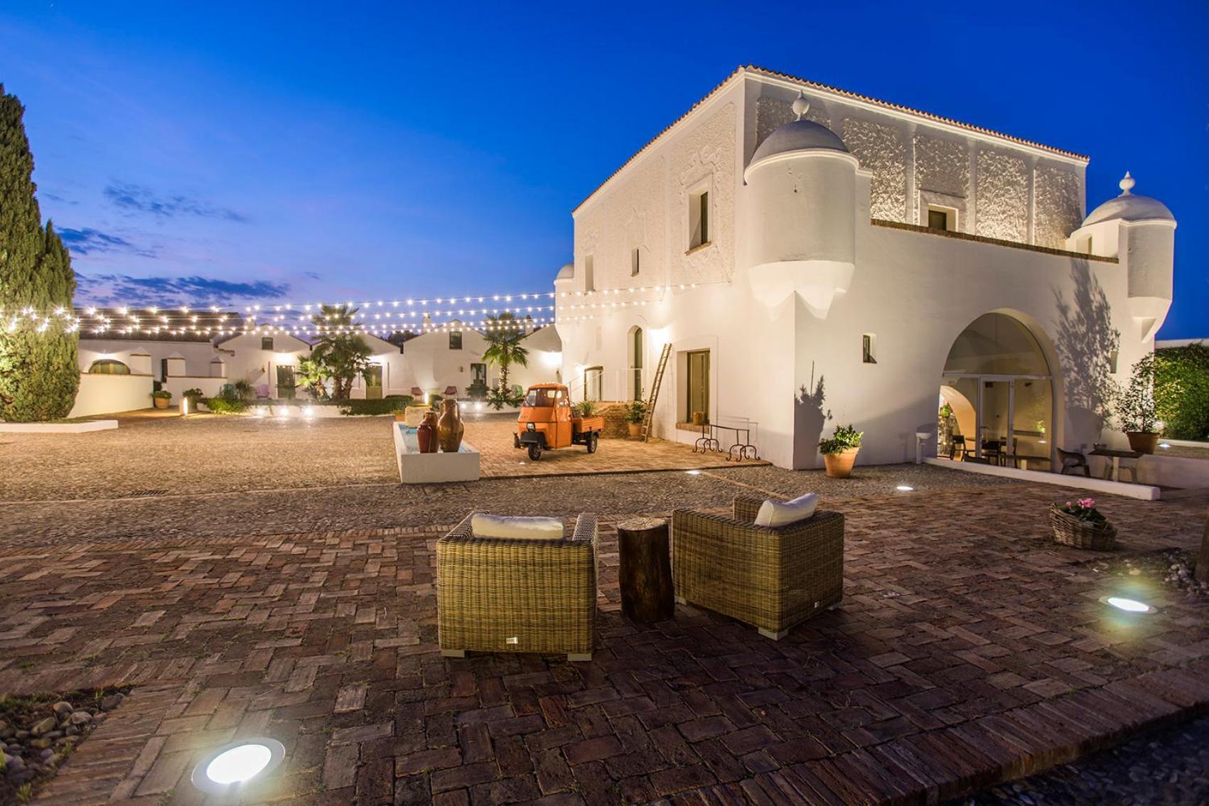 Torre Fiore Hotel Masseria Пистичи Екстериор снимка
